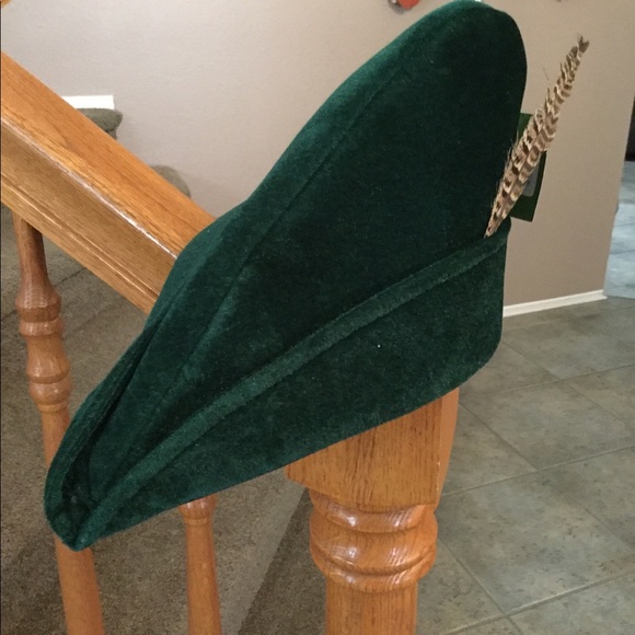 $5 SALE NWT Peter Pan, Robin Hood, or Elf hat. From England. - Picture 4 of 6